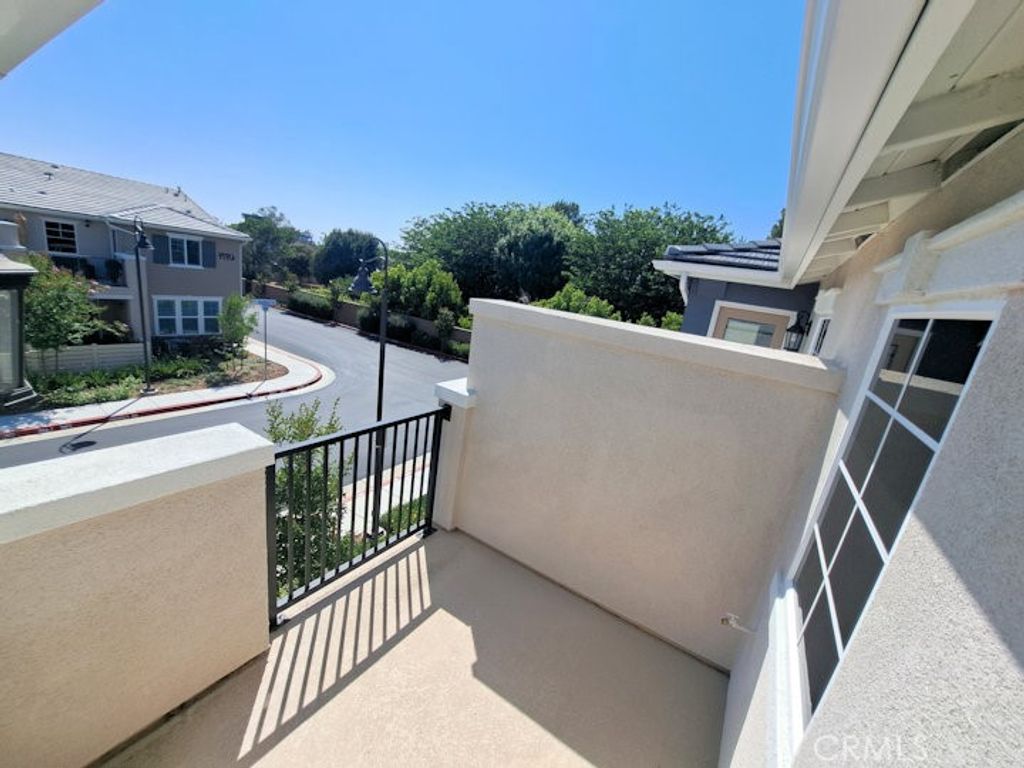 Image 29 of property listing at 41987 Isadora 1402, Murrieta, CA 92562