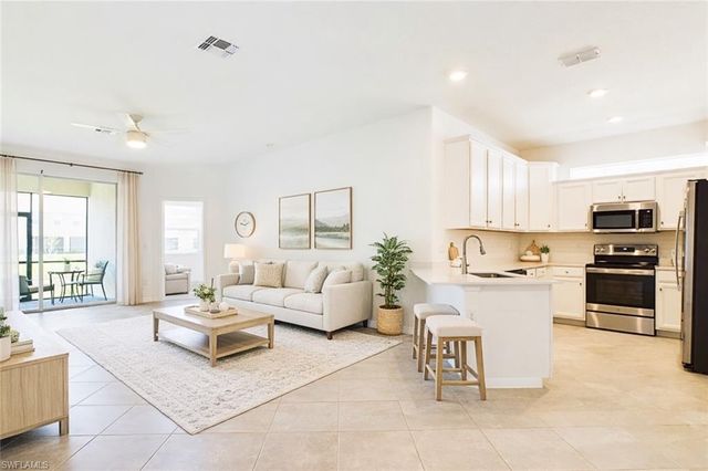 2681 Vine AVE, Naples, FL 34120