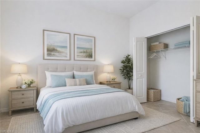 2681 Vine AVE, Naples, FL 34120