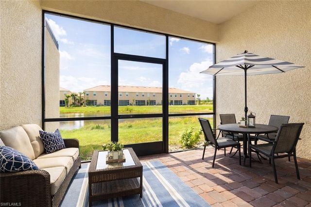 2681 Vine AVE, Naples, FL 34120