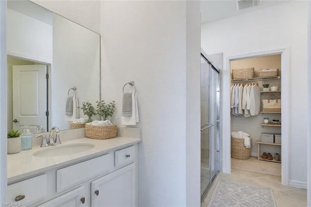 2681 Vine AVE, Naples, FL 34120