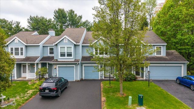112 Stoney Creek Drive, Clifton Park, NY 12065