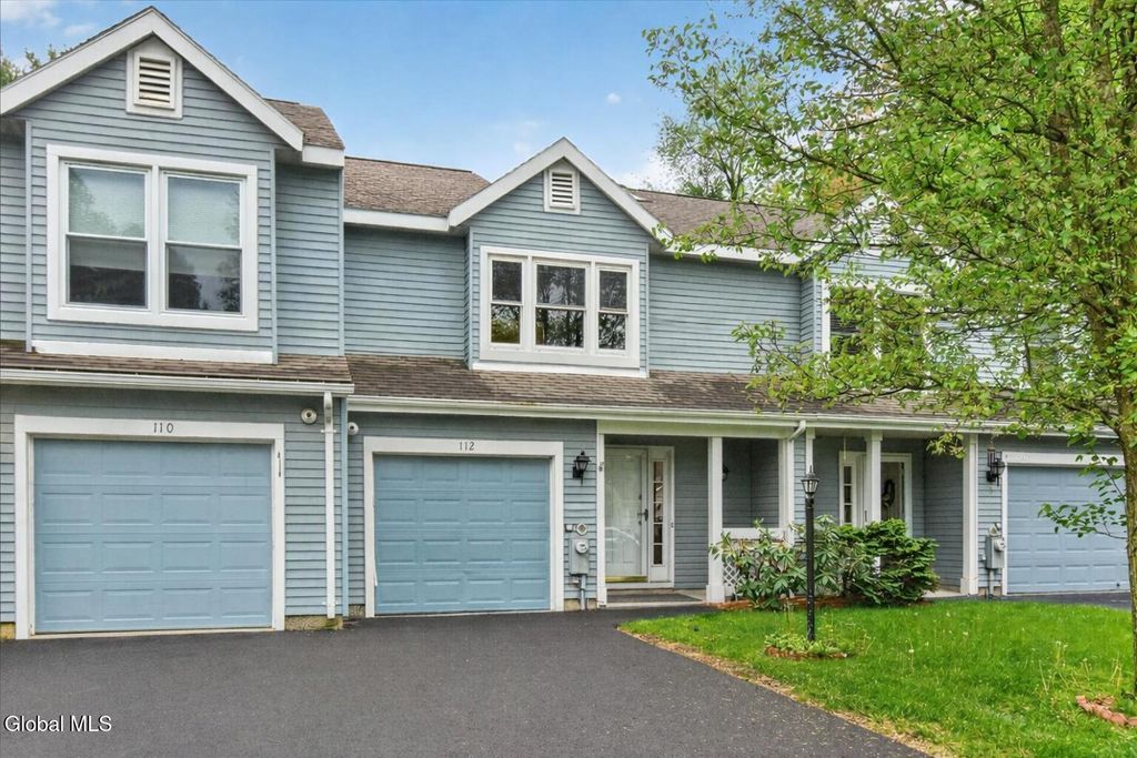 112 Stoney Creek Drive, Clifton Park, NY 12065