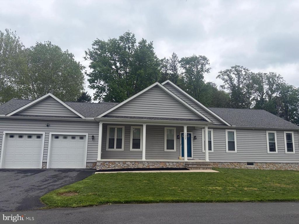 1906 PORTER RD, Bear, DE 19701