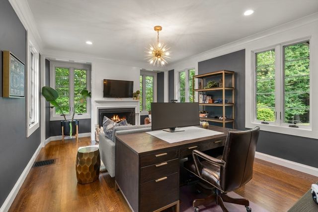 24 Claypit Hill Rd, Wayland, MA 01778