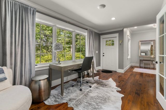 24 Claypit Hill Rd, Wayland, MA 01778