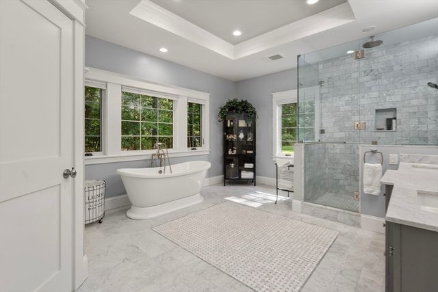 24 Claypit Hill Rd, Wayland, MA 01778