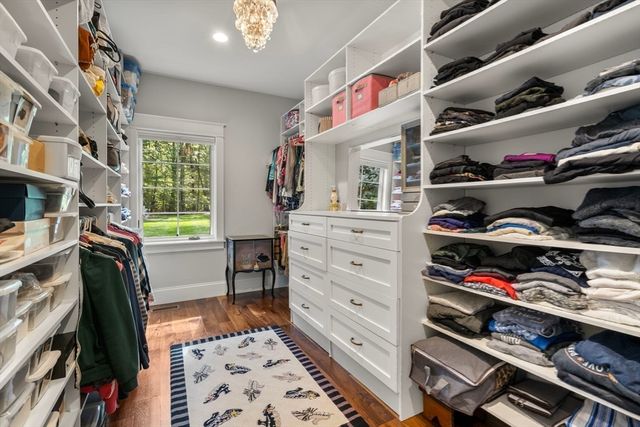 24 Claypit Hill Rd, Wayland, MA 01778