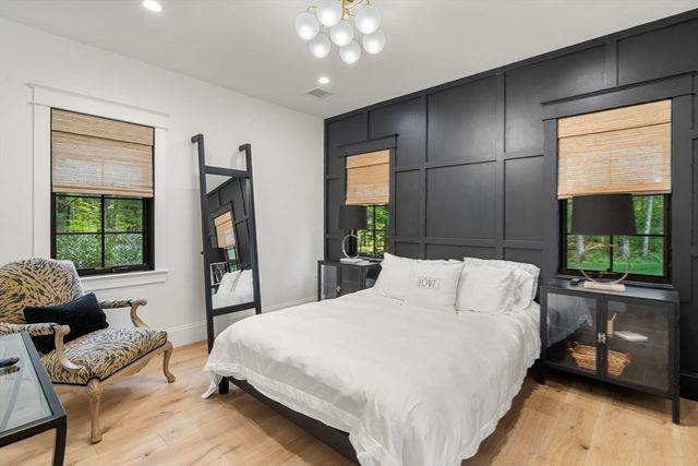 24 Claypit Hill Rd, Wayland, MA 01778