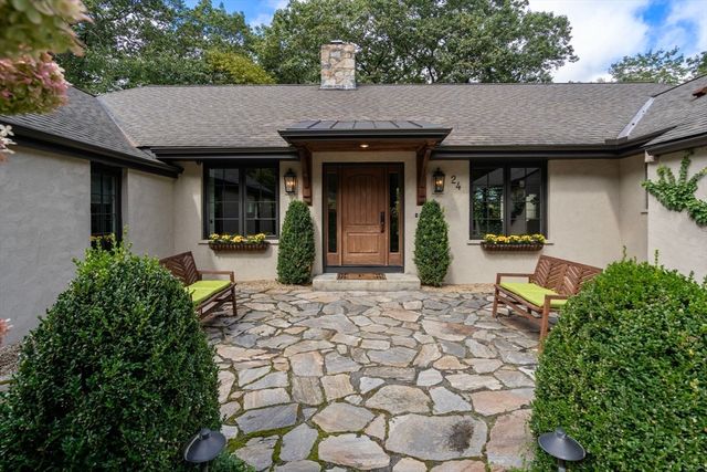 24 Claypit Hill Rd, Wayland, MA 01778