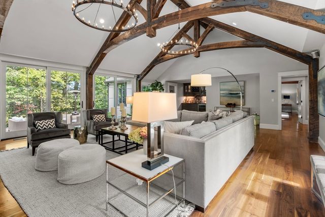 24 Claypit Hill Rd, Wayland, MA 01778