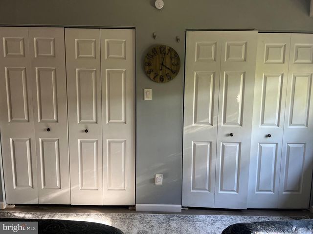 16 TOWNSHIP LINE RD, Elkins Park, PA 19027