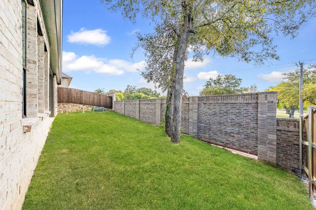 6428 ST. GEORGE Court, North Richland Hills, TX 76180