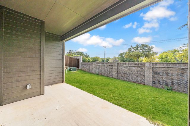 6428 ST. GEORGE Court, North Richland Hills, TX 76180