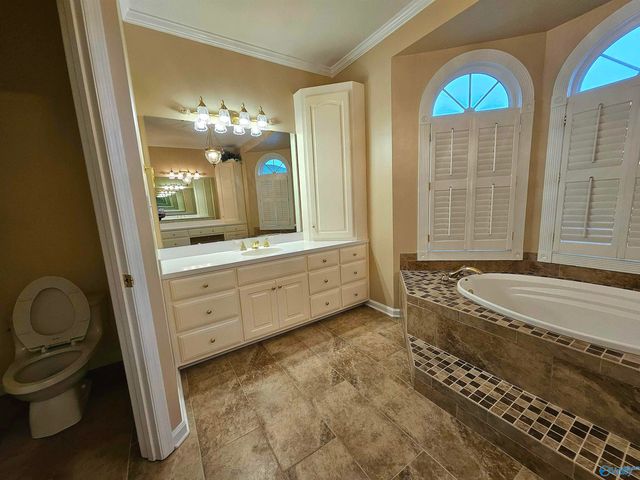 74 Lamon Drive, Decatur, AL 35603