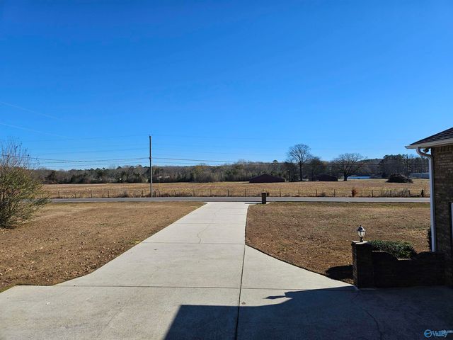 74 Lamon Drive, Decatur, AL 35603