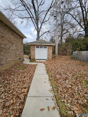 74 Lamon Drive, Decatur, AL 35603