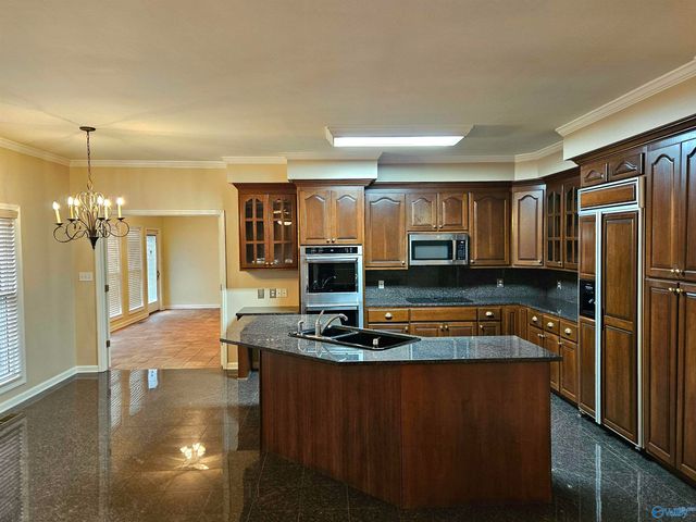 74 Lamon Drive, Decatur, AL 35603