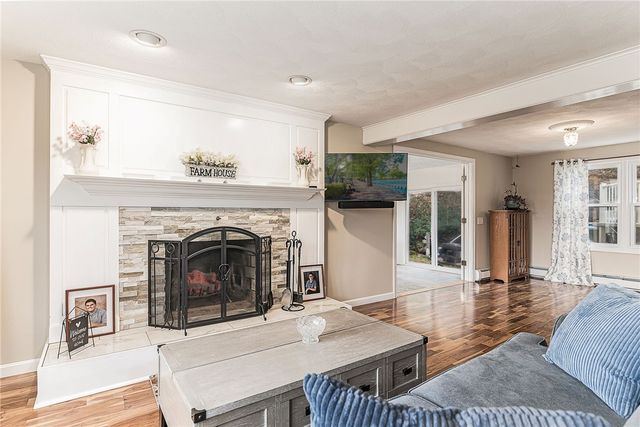 18 Elizabeth Ann Drive, Johnston, RI 02919