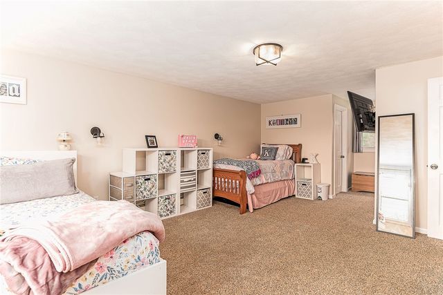 18 Elizabeth Ann Drive, Johnston, RI 02919