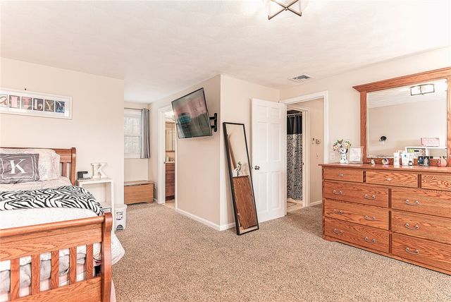 18 Elizabeth Ann Drive, Johnston, RI 02919