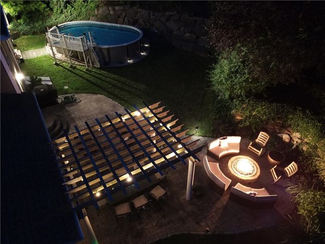 18 Elizabeth Ann Drive, Johnston, RI 02919