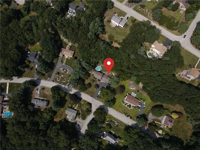 18 Elizabeth Ann Drive, Johnston, RI 02919