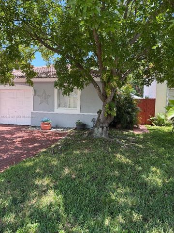 19554 NW 79th Place, Hialeah, FL 33015