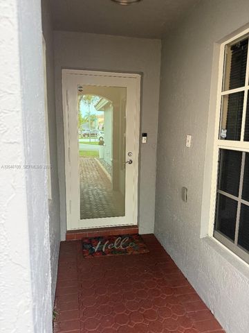 19554 NW 79th Place, Hialeah, FL 33015