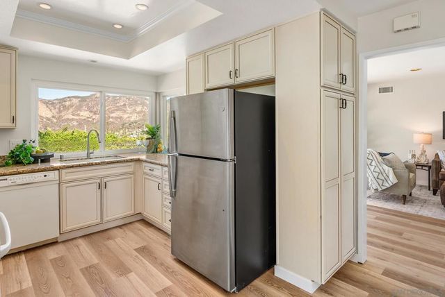 7905 Hemingway Ave, San Diego, CA 92120
