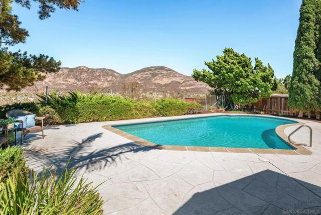 7905 Hemingway Ave, San Diego, CA 92120