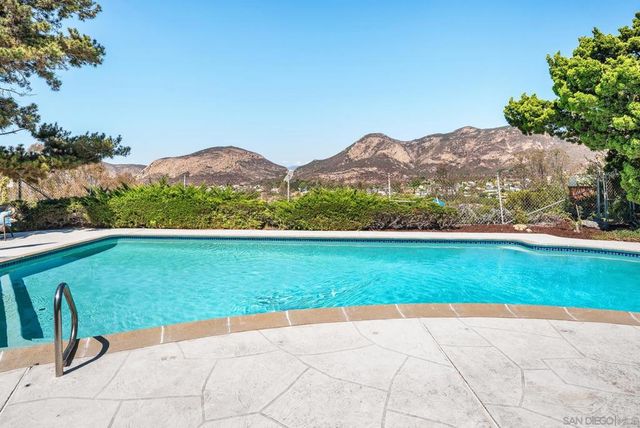 7905 Hemingway Ave, San Diego, CA 92120
