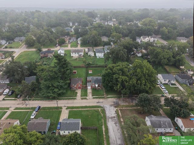 3729 N 56th Street, Omaha, NE 68104