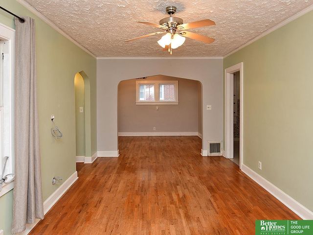 3729 N 56th Street, Omaha, NE 68104