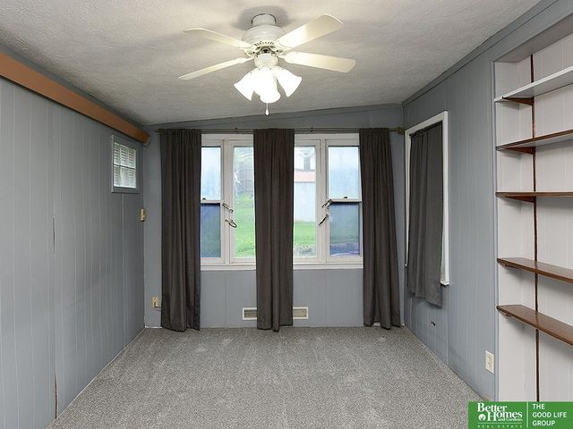 3729 N 56th Street, Omaha, NE 68104