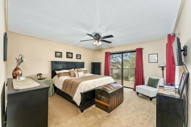 2406 Knollwood Dr, Cameron Park, CA 95682