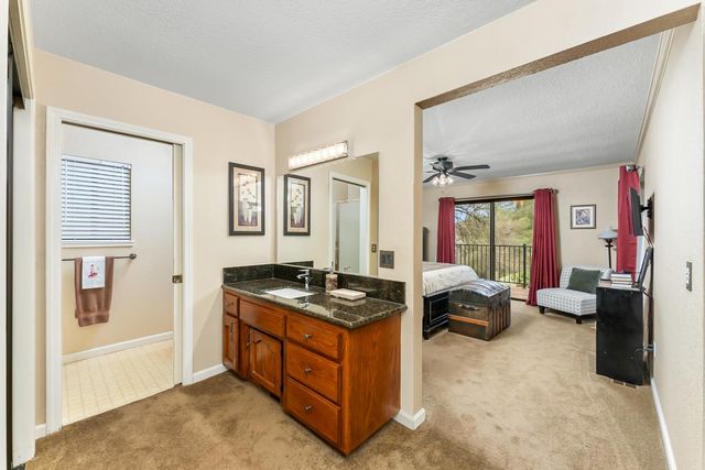 2406 Knollwood Dr, Cameron Park, CA 95682