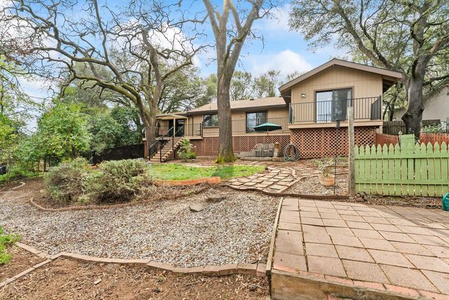 2406 Knollwood Dr, Cameron Park, CA 95682