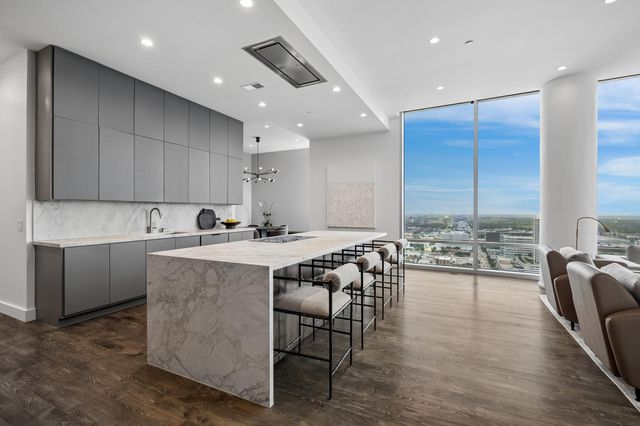2727 Kirby Drive 27J, Houston, TX 77098