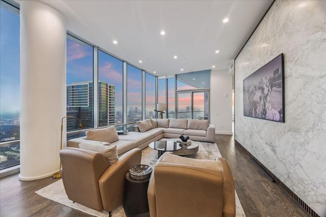 2727 Kirby Drive 27J, Houston, TX 77098