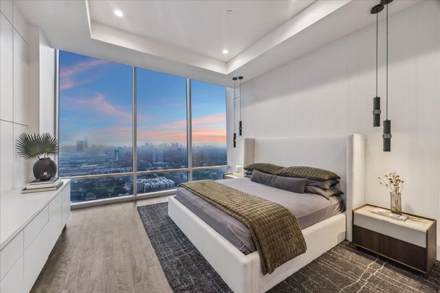 2727 Kirby Drive 27J, Houston, TX 77098