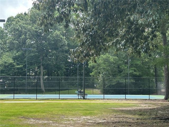 983 Willbrook RD, Newport News, VA 23602