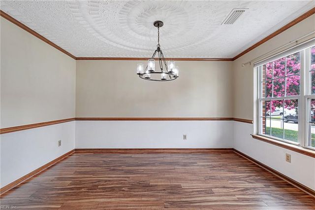 983 Willbrook RD, Newport News, VA 23602