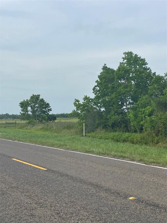 0 Fm 1909, Liberty, TX 77575