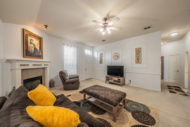 8312 Trinity Vista Trail, Hurst, TX 76053