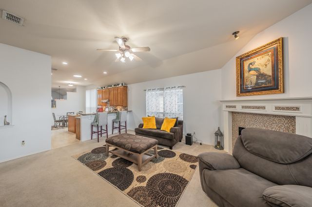 8312 Trinity Vista Trail, Hurst, TX 76053