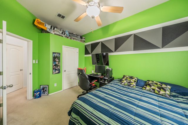 8312 Trinity Vista Trail, Hurst, TX 76053