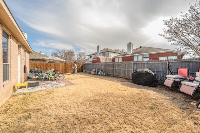 8312 Trinity Vista Trail, Hurst, TX 76053