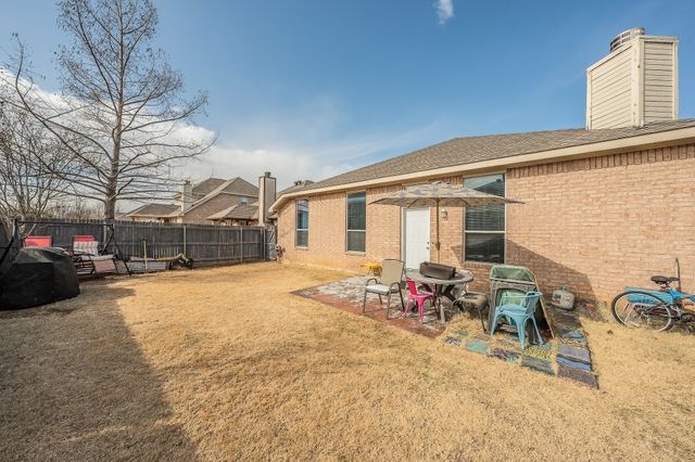 8312 Trinity Vista Trail, Hurst, TX 76053