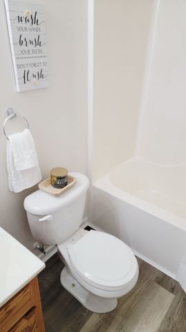 195 Rileys Bend Rd, Lynchburg, TN 37352